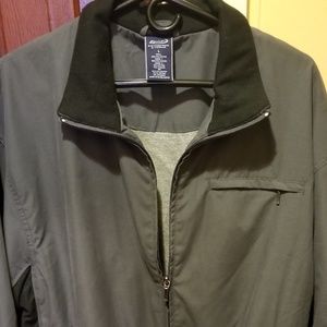 Roundtree and Yorke Sport Windbreaker
